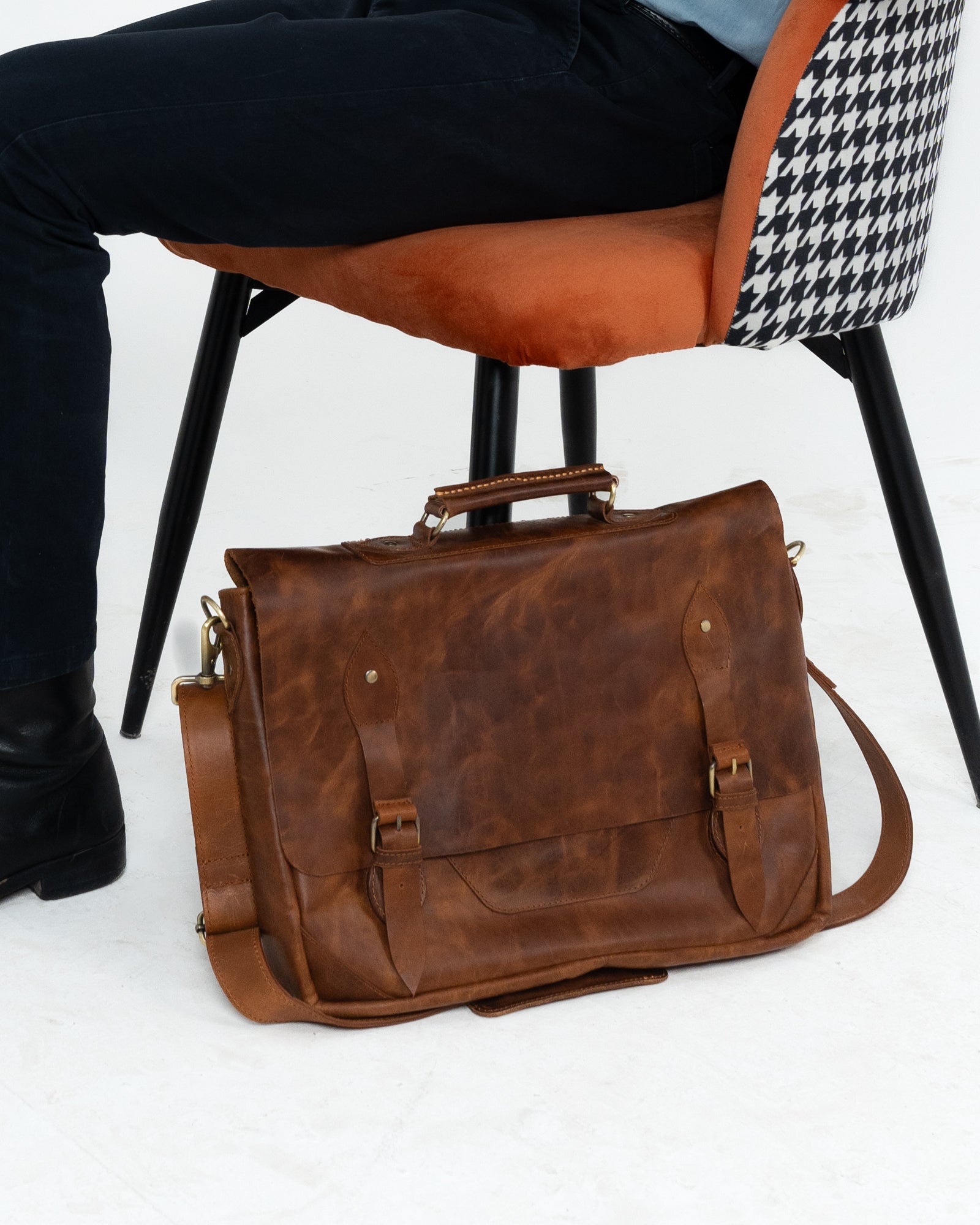 15" Agrestic Laptop Leather Bag