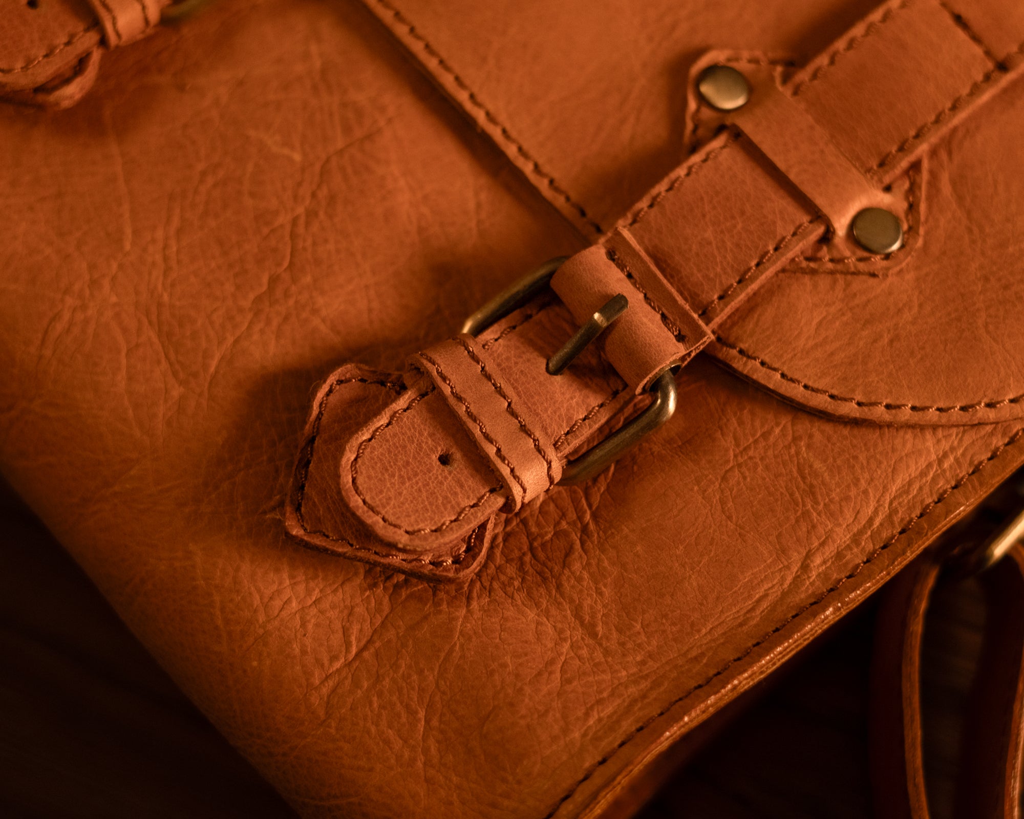 Nomad Satchel