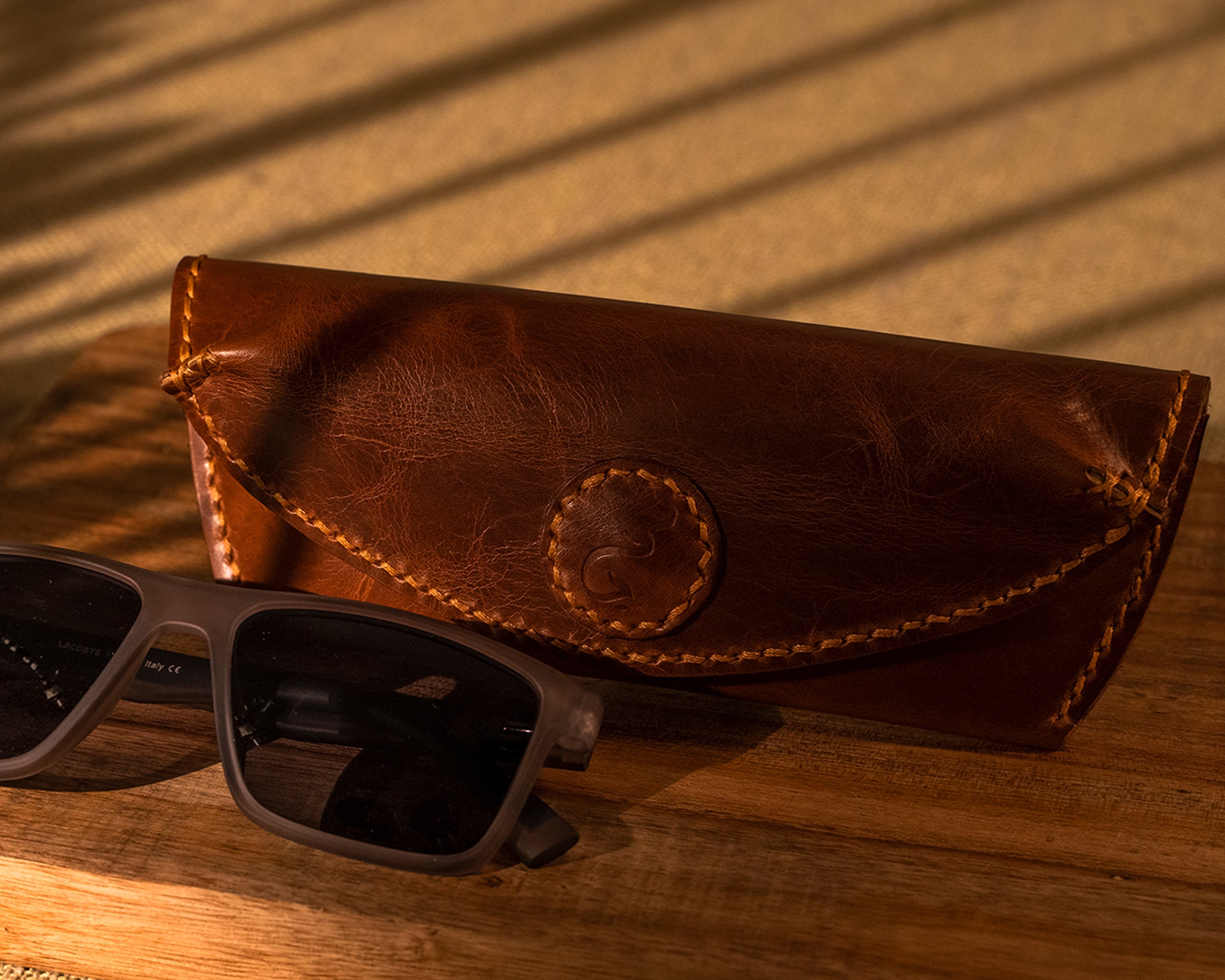 Eye-Shell Leather Cover